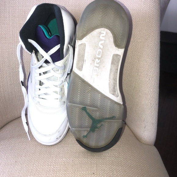 Jordan Grape 5 size 11.5 2013 - Picture 3 of 3